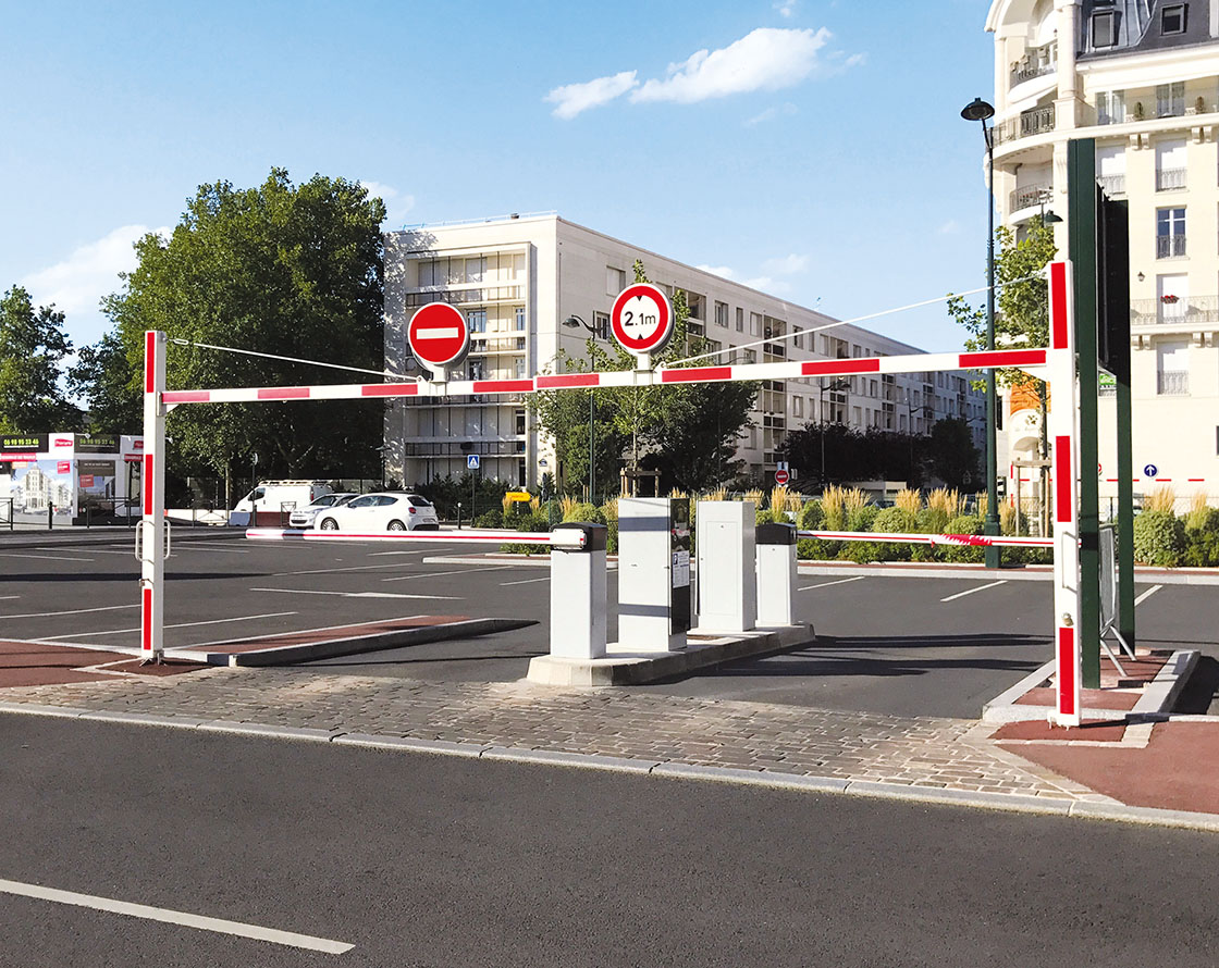 Portique universel tournant