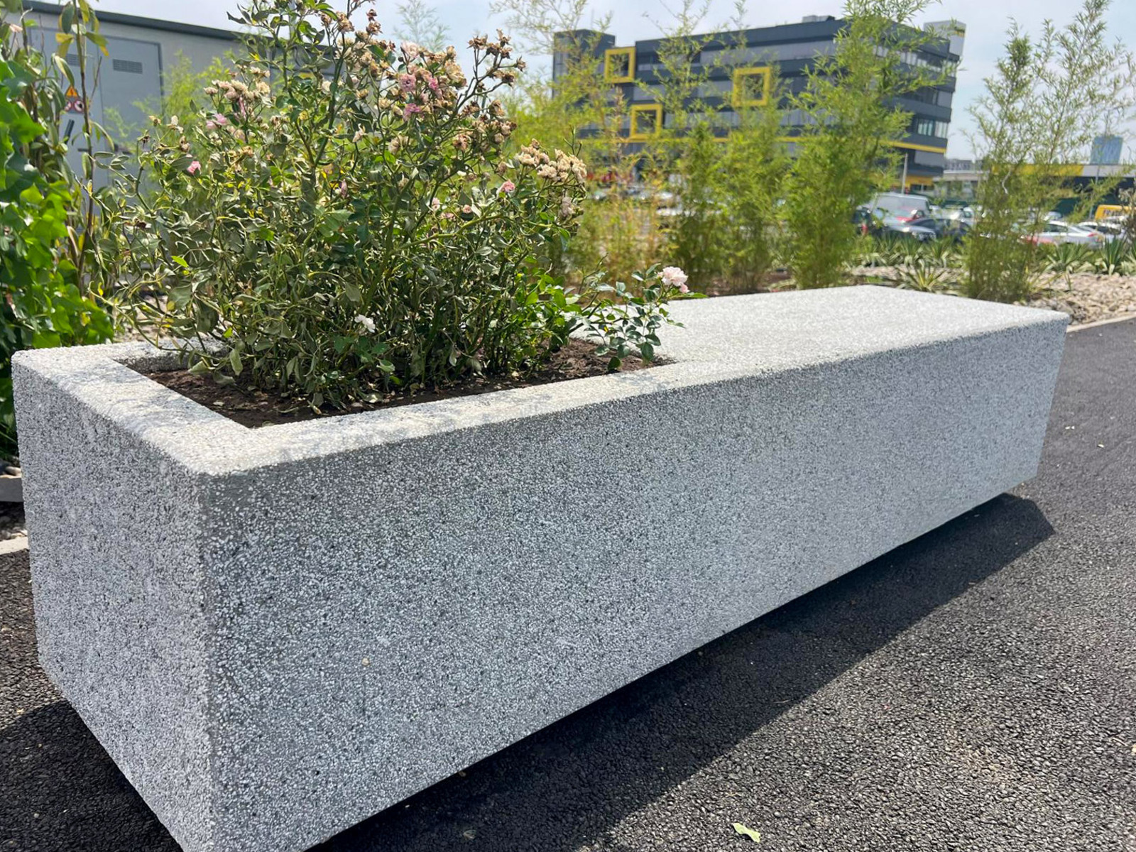 Banc jardinière Kube Lg 2000