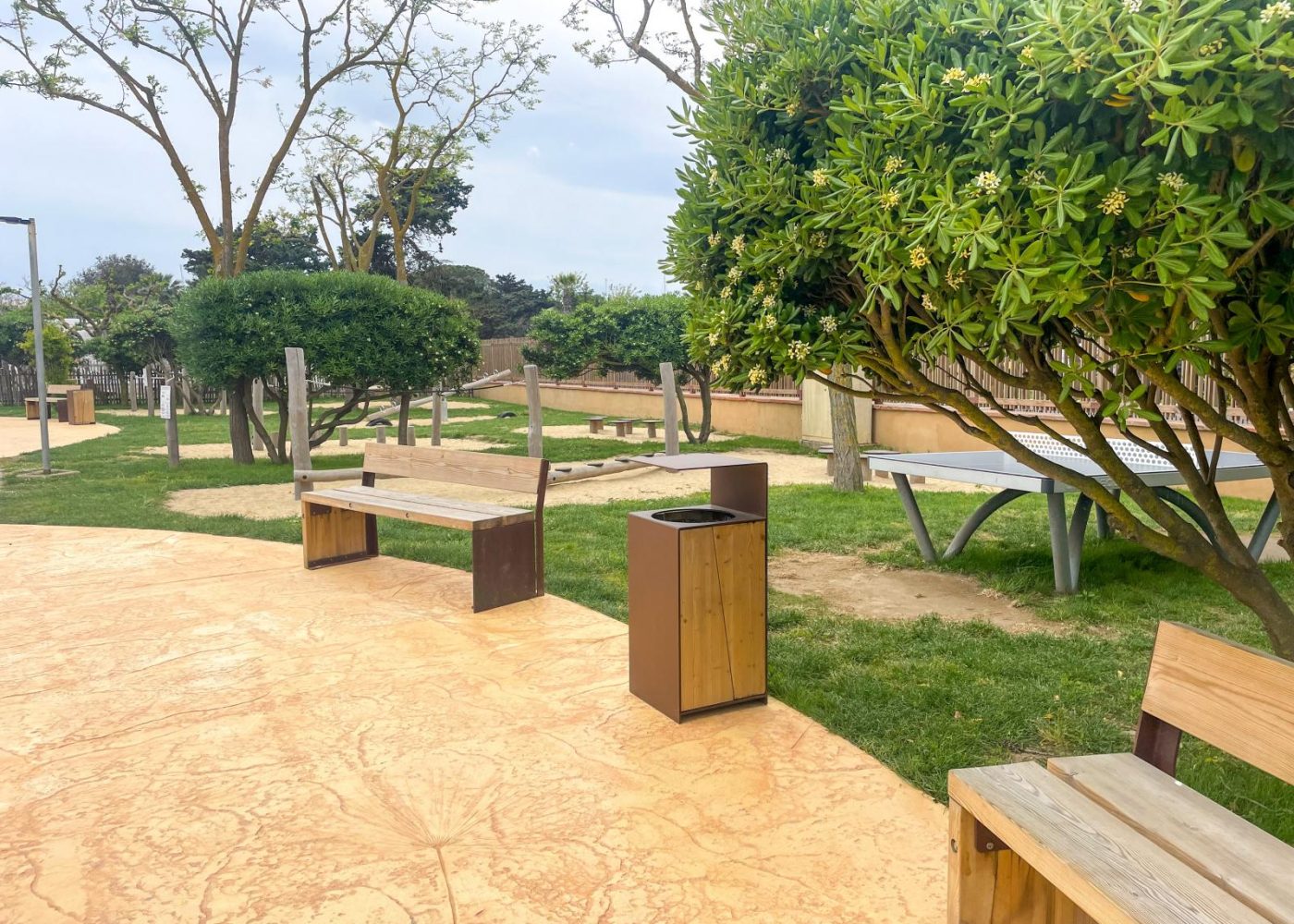 Banc Gavarres Lg 1840